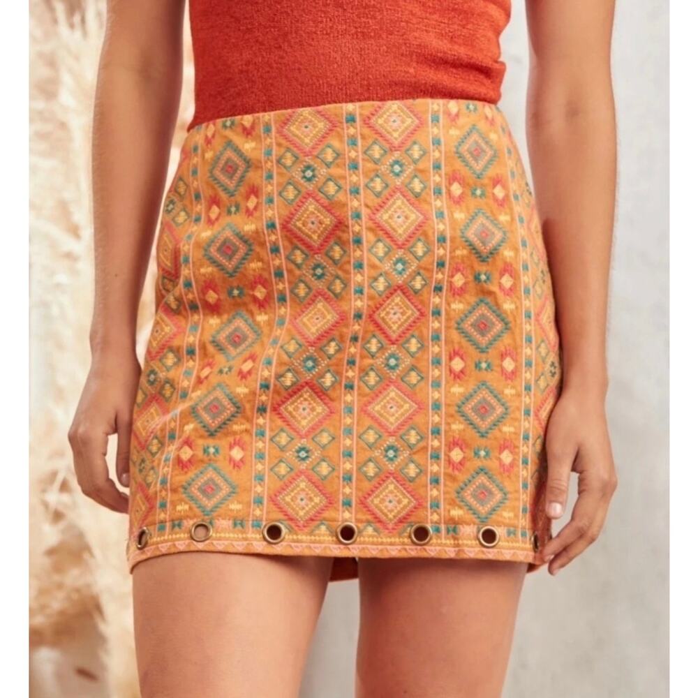 Savanna Jane - Southwestern Mini Skirt with Grommets - Small - Picture 2 of 8